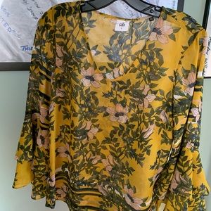 NWT Cabi Spring 19 Scene Blouse size S